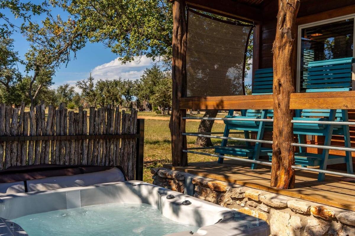 Rockin' R - Morning Star Cabin Fredericksburg Dış mekan fotoğraf